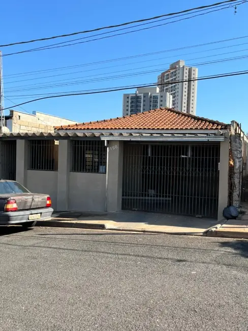 Foto 1 de Casa com 2 quartos à venda, 194m2 em Vila Santana, Araraquara - SP