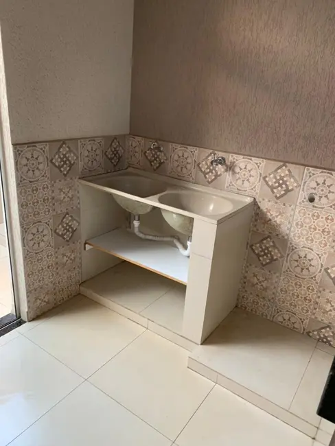 Casa com 3 quartos à venda, 184m2 em Jardim Gardênias, Araraquara - SP - imagem 6 Foto 6 de Casa com 3 quartos à venda, 184m2 em Jardim Gardênias, Araraquara - SP