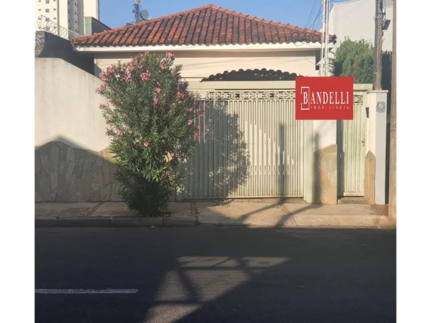 Foto 1 de Casa com 3 quartos à venda, 167m2 em Centro, Araraquara - SP