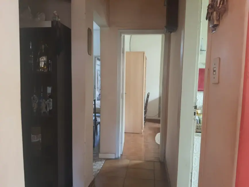 Casa com 3 quartos à venda, 167m2 em Centro, Araraquara - SP - imagem 9 Foto 9 de Casa com 3 quartos à venda, 167m2 em Centro, Araraquara - SP