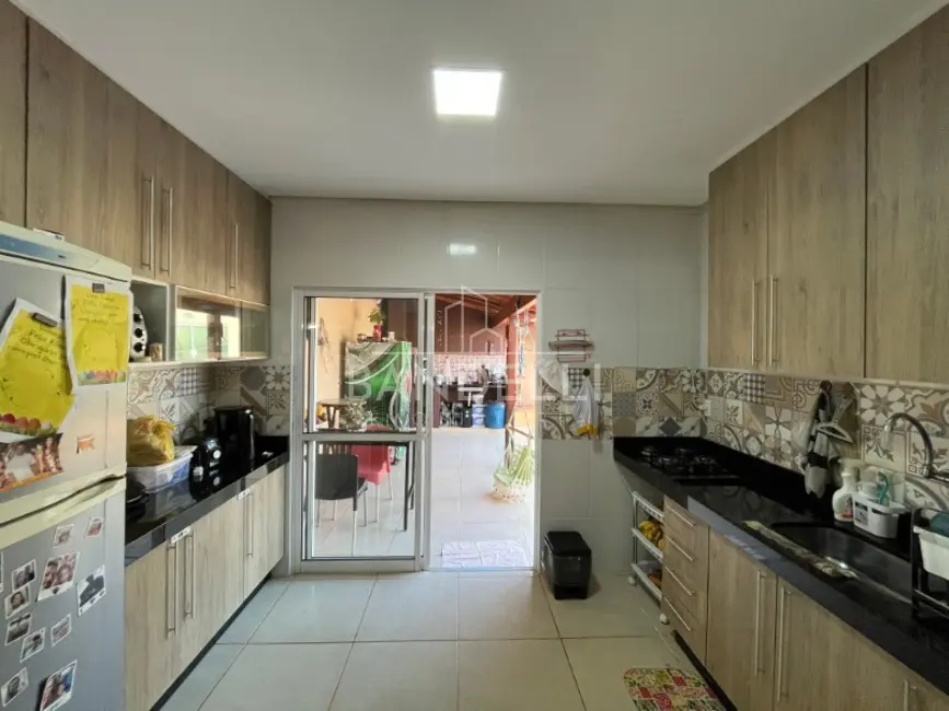 Casa de Condomínio com 3 quartos à venda, 170m2 em Araraquara - SP - imagem 8 Foto 8 de Casa de Condomínio com 3 quartos à venda, 170m2 em Araraquara - SP