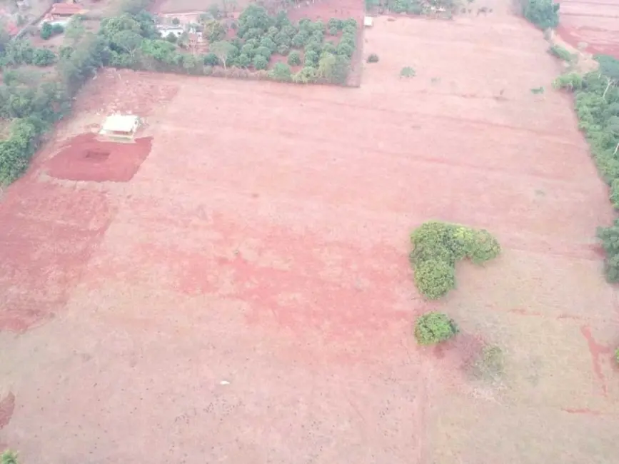 Foto 2 de Terreno / Lote à venda em Cociza, Araraquara - SP