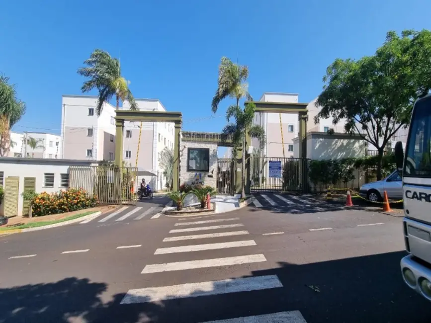 Foto 2 de Apartamento com 2 quartos à venda, 52m2 em Jardim das Flores, Araraquara - SP