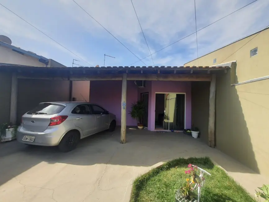 Casa com 2 quartos à venda, 106m2 em Parque Igaçaba, Araraquara - SP - imagem 1 Foto 1 de Casa com 2 quartos à venda, 106m2 em Parque Igaçaba, Araraquara - SP