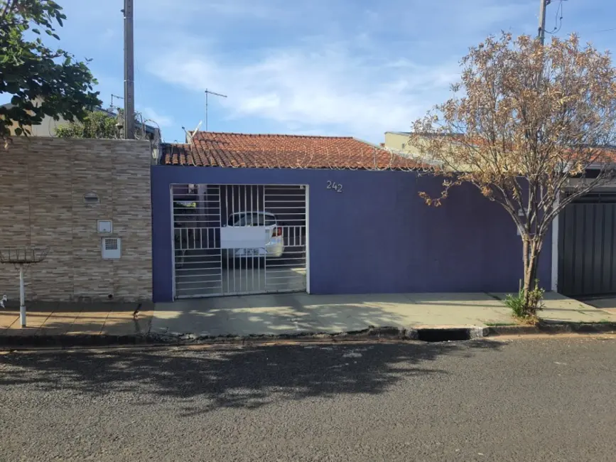 Foto 2 de Casa com 2 quartos à venda, 106m2 em Parque Igaçaba, Araraquara - SP
