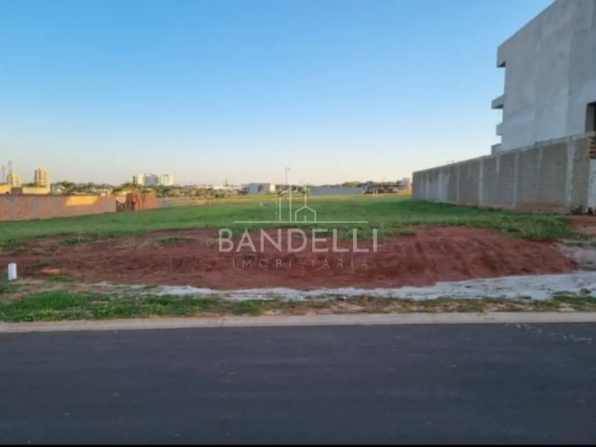 Foto 2 de Terreno / Lote à venda em Araraquara - SP