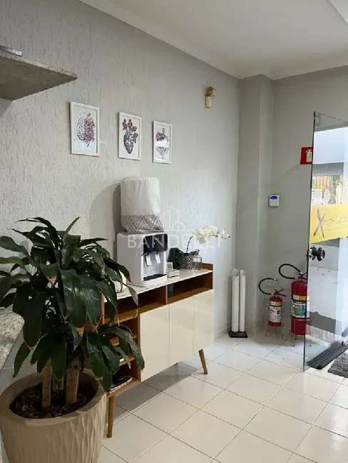 Sala Comercial para alugar, 12m2 em Jardim Primavera, Araraquara - SP - imagem 6 Foto 6 de Sala Comercial para alugar, 12m2 em Jardim Primavera, Araraquara - SP