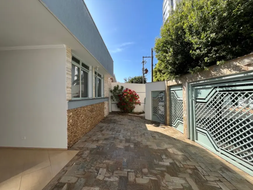 Casa com 3 quartos à venda, 195m2 em Jardim Santa Angelina, Araraquara - SP - imagem 6 Foto 6 de Casa com 3 quartos à venda, 195m2 em Jardim Santa Angelina, Araraquara - SP