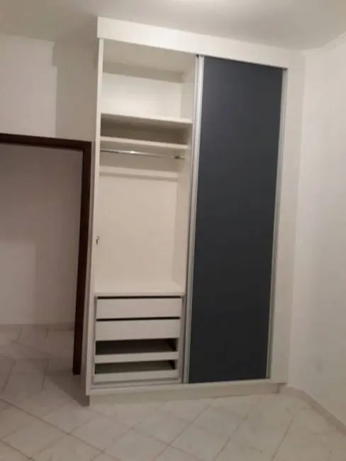 Apartamento com 2 quartos à venda, 78m2 em Centro, Araraquara - SP - imagem 9 Foto 9 de Apartamento com 2 quartos à venda, 78m2 em Centro, Araraquara - SP