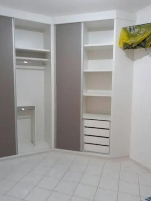 Apartamento com 2 quartos à venda, 78m2 em Centro, Araraquara - SP - imagem 6 Foto 6 de Apartamento com 2 quartos à venda, 78m2 em Centro, Araraquara - SP