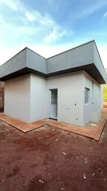 Casa com 2 quartos à venda, 63m2 em Araraquara - SP - imagem 2 Foto 2 de Casa com 2 quartos à venda, 63m2 em Araraquara - SP