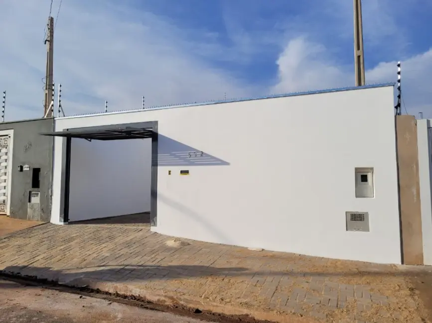 Casa com 2 quartos à venda, 66m2 em Araraquara - SP - imagem 6 Foto 6 de Casa com 2 quartos à venda, 66m2 em Araraquara - SP
