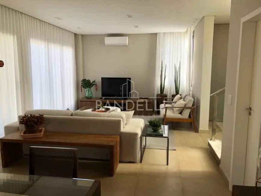 Casa de Condomínio com 3 quartos à venda, 221m2 em Parque Residencial Damha, Araraquara - SP - imagem 4 Foto 4 de Casa de Condomínio com 3 quartos à venda, 221m2 em Parque Residencial Damha, Araraquara - SP