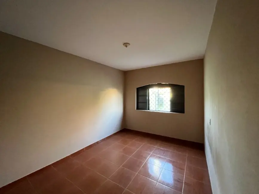 Casa com 2 quartos à venda, 146m2 em Jardim Floridiana (Vila Xavier), Araraquara - SP - imagem 6 Foto 6 de Casa com 2 quartos à venda, 146m2 em Jardim Floridiana (Vila Xavier), Araraquara - SP