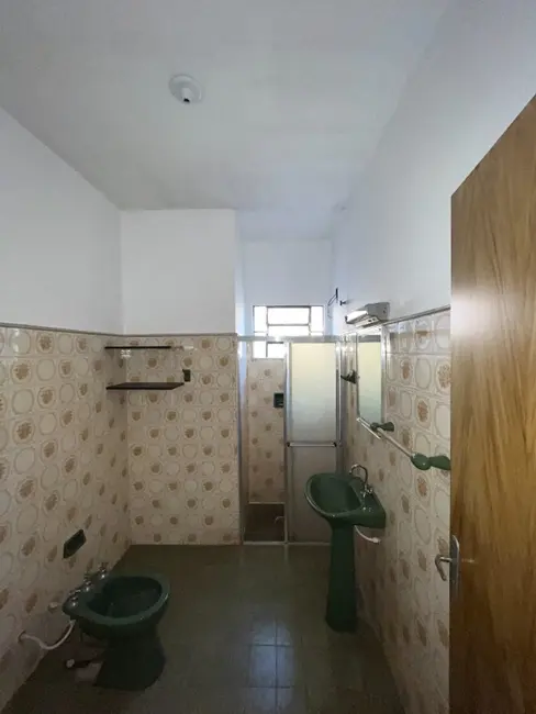 Casa com 2 quartos à venda, 146m2 em Jardim Floridiana (Vila Xavier), Araraquara - SP - imagem 8 Foto 8 de Casa com 2 quartos à venda, 146m2 em Jardim Floridiana (Vila Xavier), Araraquara - SP