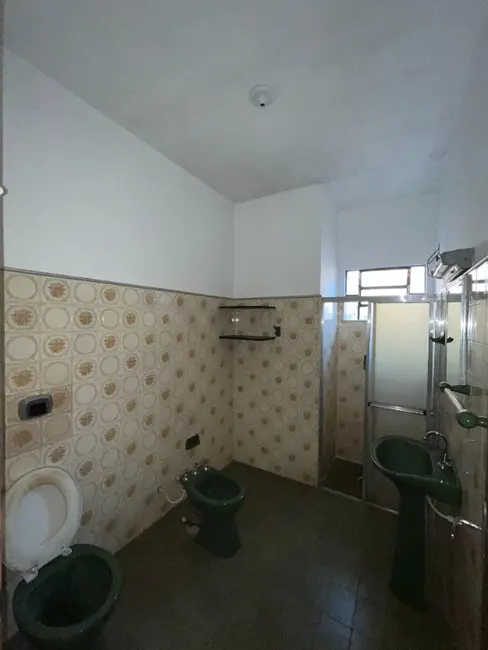 Casa com 2 quartos à venda, 146m2 em Jardim Floridiana (Vila Xavier), Araraquara - SP - imagem 9 Foto 9 de Casa com 2 quartos à venda, 146m2 em Jardim Floridiana (Vila Xavier), Araraquara - SP