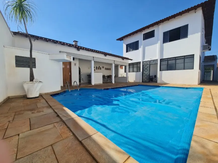 Casa com 5 quartos à venda, 340m2 em Jardim Santa Angelina, Araraquara - SP - imagem 7 Foto 7 de Casa com 5 quartos à venda, 340m2 em Jardim Santa Angelina, Araraquara - SP