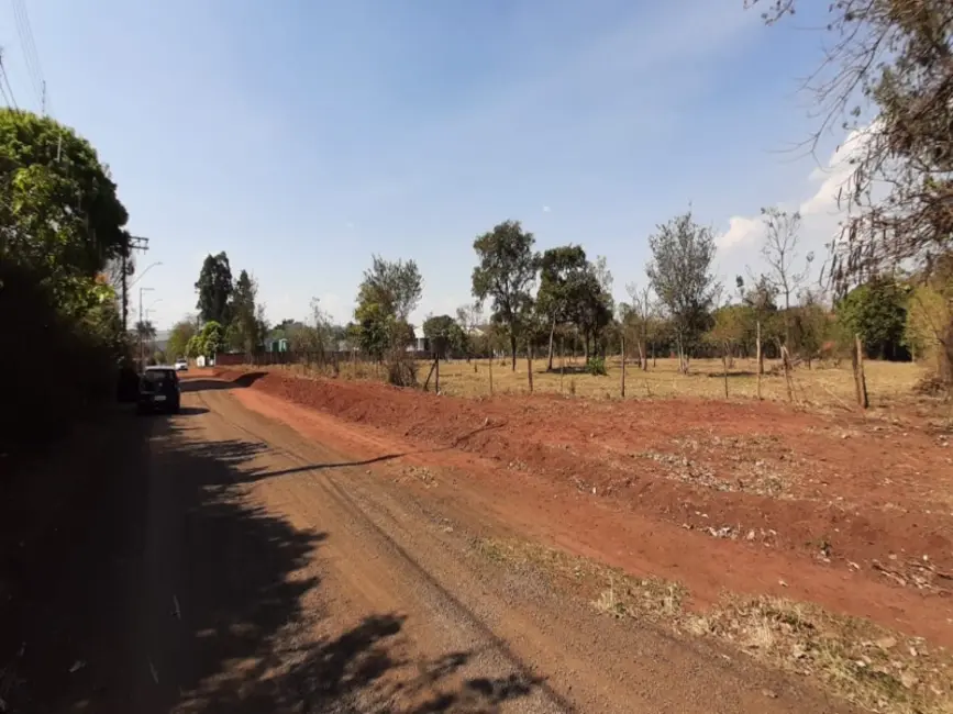 Foto 1 de Terreno / Lote à venda em Portal das Laranjeiras, Araraquara - SP