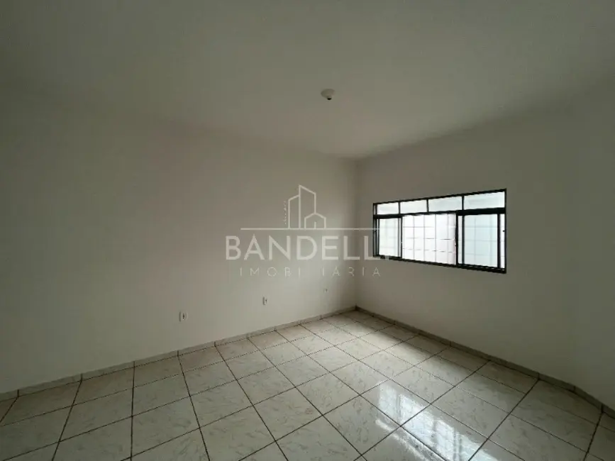 Casa com 2 quartos à venda, 64m2 em Jardim Universal, Araraquara - SP - imagem 4 Foto 4 de Casa com 2 quartos à venda, 64m2 em Jardim Universal, Araraquara - SP