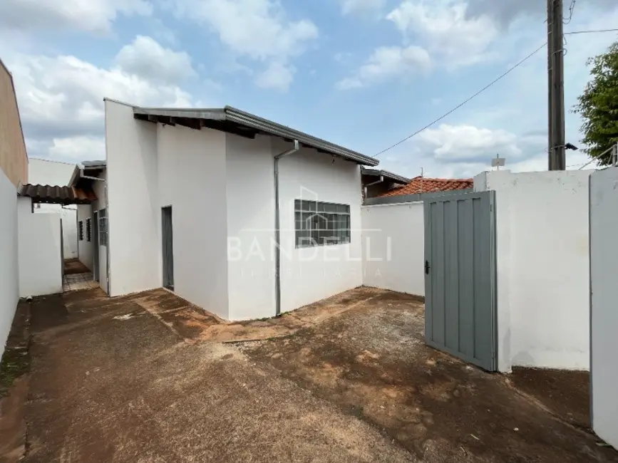 Casa com 2 quartos à venda, 64m2 em Jardim Universal, Araraquara - SP - imagem 2 Foto 2 de Casa com 2 quartos à venda, 64m2 em Jardim Universal, Araraquara - SP