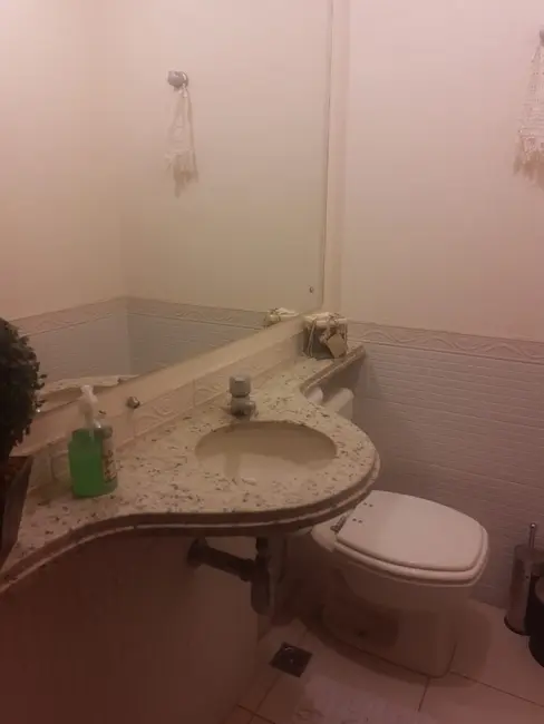 Apartamento com 3 quartos à venda, 130m2 em Centro, Araraquara - SP - imagem 5 Foto 5 de Apartamento com 3 quartos à venda, 130m2 em Centro, Araraquara - SP