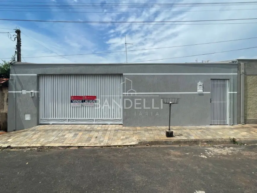 Foto 1 de Casa com 3 quartos à venda, 211m2 em Parque Residencial Vale do Sol, Araraquara - SP