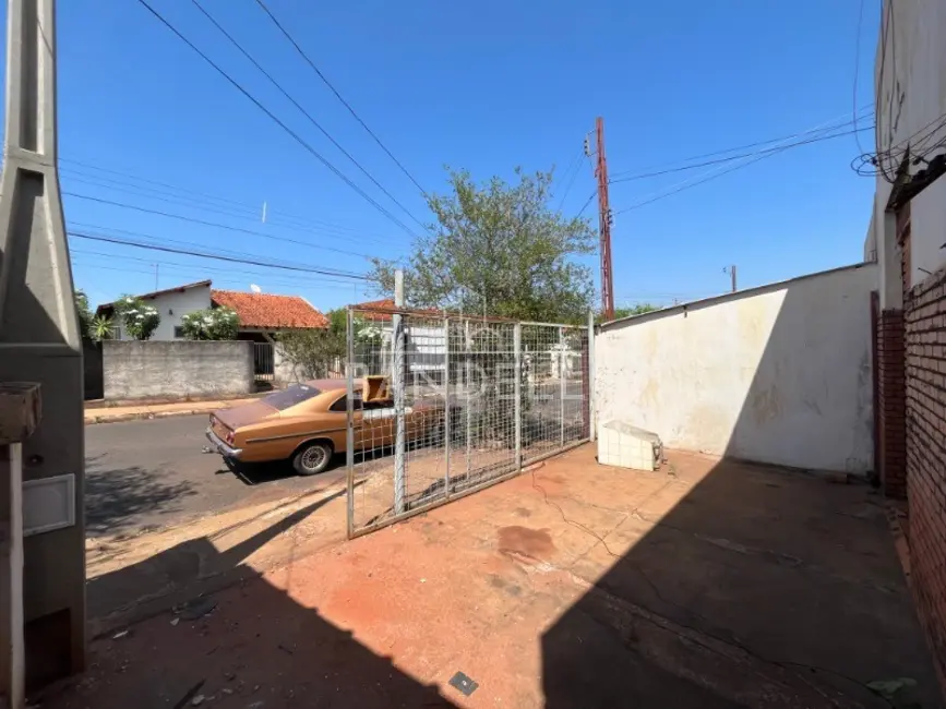 Sala Comercial para alugar, 60m2 em Jardim Santa Angelina, Araraquara - SP - imagem 3 Foto 3 de Sala Comercial para alugar, 60m2 em Jardim Santa Angelina, Araraquara - SP