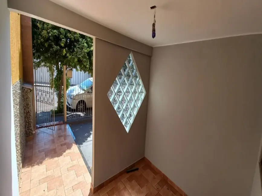 Casa com 1 quarto à venda, 107m2 em Centro, Araraquara - SP - imagem 7 Foto 7 de Casa com 1 quarto à venda, 107m2 em Centro, Araraquara - SP