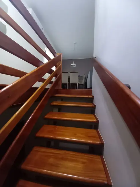 Casa com 3 quartos à venda, 247m2 em Centro, Araraquara - SP - imagem 4 Foto 4 de Casa com 3 quartos à venda, 247m2 em Centro, Araraquara - SP