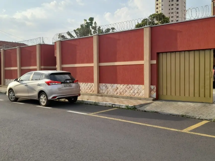 Foto 2 de Casa com 4 quartos à venda, 319m2 em Jardim Primavera, Araraquara - SP