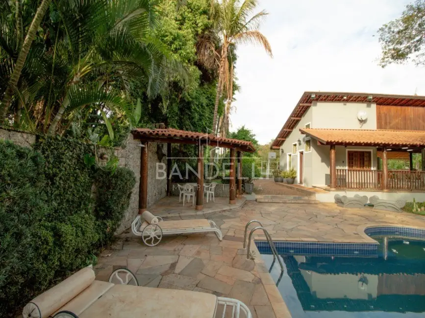 Chácara com 4 quartos à venda, 654m2 em Chácara Velosa, Araraquara - SP - imagem 9 Foto 9 de Chácara com 4 quartos à venda, 654m2 em Chácara Velosa, Araraquara - SP