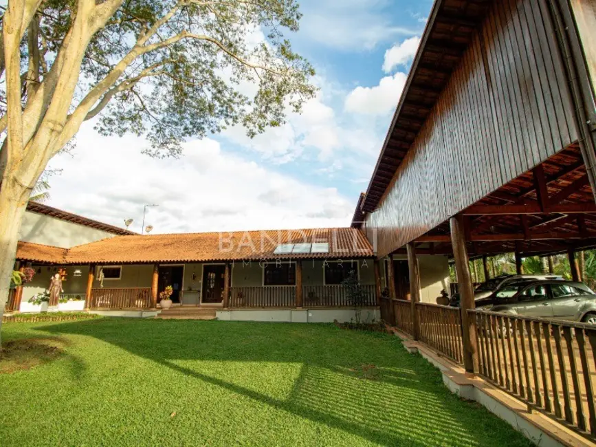 Chácara com 4 quartos à venda, 654m2 em Chácara Velosa, Araraquara - SP - imagem 8 Foto 8 de Chácara com 4 quartos à venda, 654m2 em Chácara Velosa, Araraquara - SP