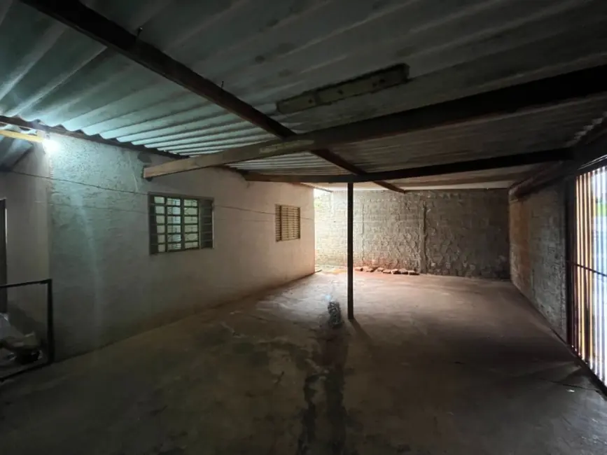 Casa com 2 quartos à venda, 141m2 em Jardim Adalberto Frederico de Oliveira Roxo I, Araraquara - SP - imagem 3 Foto 3 de Casa com 2 quartos à venda, 141m2 em Jardim Adalberto Frederico de Oliveira Roxo I, Araraquara - SP