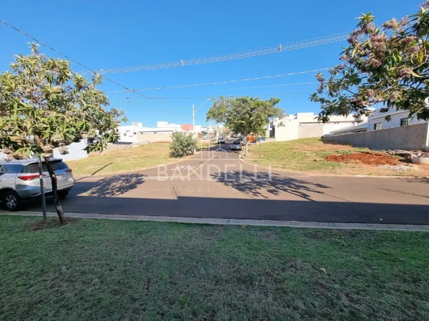 Foto 2 de Terreno / Lote à venda em Residencial Village Damha II, Araraquara - SP