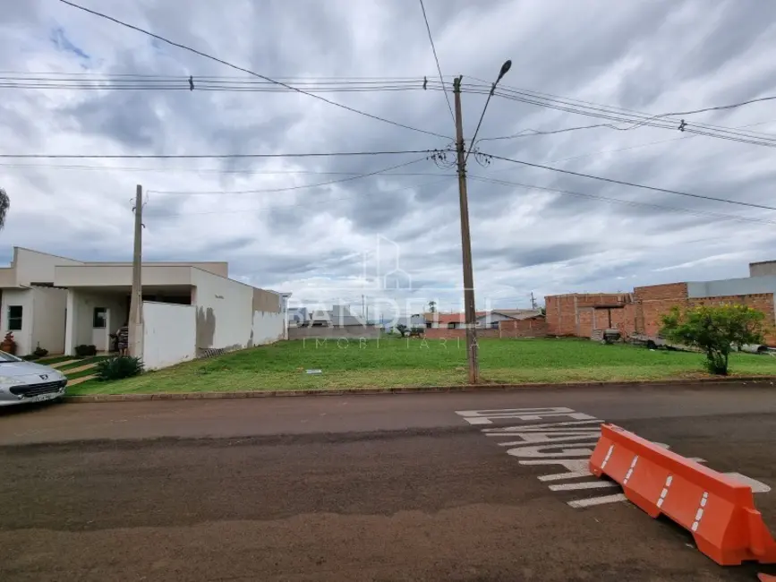 Foto 2 de Terreno / Lote à venda em Araraquara - SP
