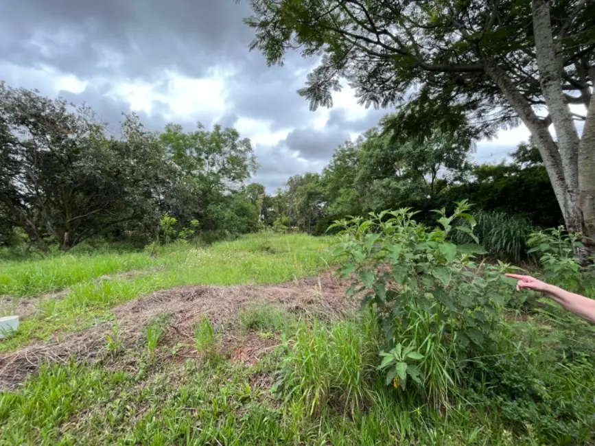 Chácara com 2 quartos à venda, 145m2 em Chácara Velosa, Araraquara - SP - imagem 8 Foto 8 de Chácara com 2 quartos à venda, 145m2 em Chácara Velosa, Araraquara - SP