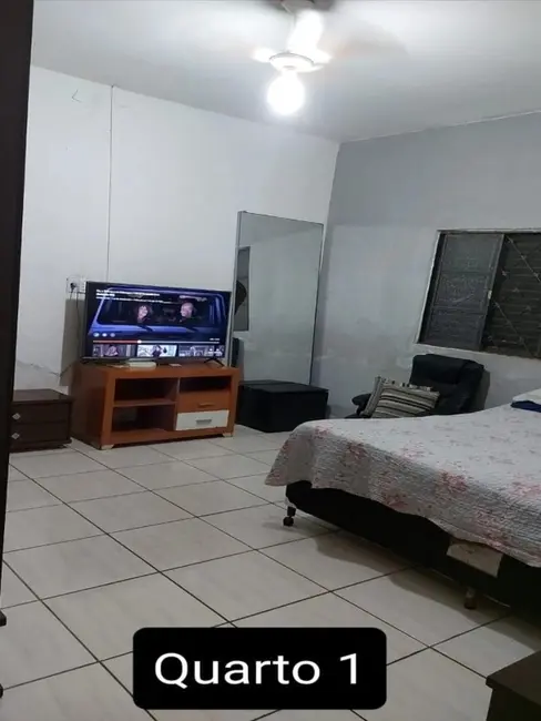 Casa com 3 quartos à venda, 190m2 em Centro, Araraquara - SP - imagem 7 Foto 7 de Casa com 3 quartos à venda, 190m2 em Centro, Araraquara - SP