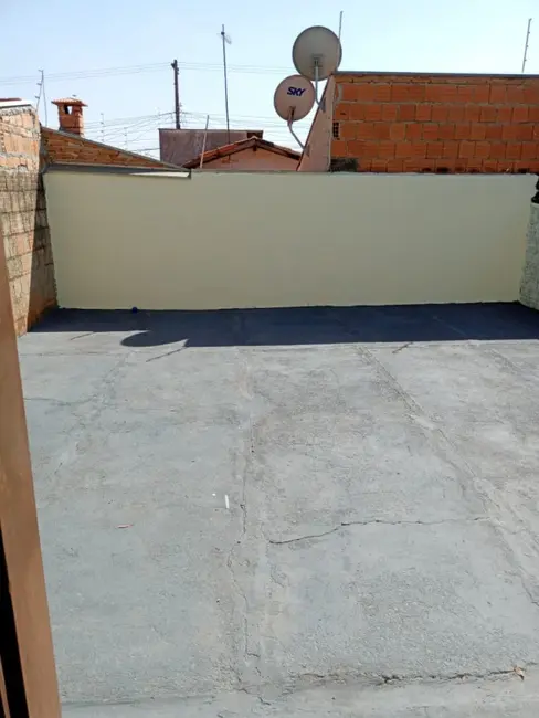 Casa com 2 quartos à venda, 160m2 em Jardim Dumont, Araraquara - SP - imagem 4 Foto 4 de Casa com 2 quartos à venda, 160m2 em Jardim Dumont, Araraquara - SP