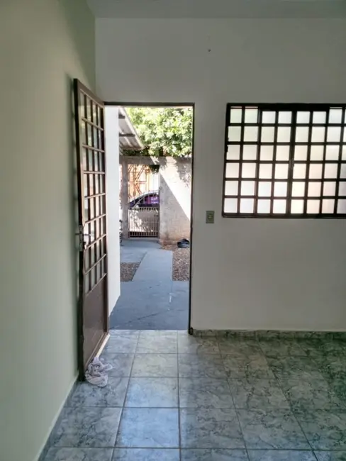 Casa com 2 quartos à venda, 160m2 em Jardim Dumont, Araraquara - SP - imagem 9 Foto 9 de Casa com 2 quartos à venda, 160m2 em Jardim Dumont, Araraquara - SP