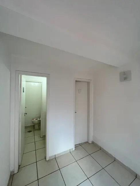 Sala Comercial à venda, 114m2 em Centro, Araraquara - SP - imagem 9 Foto 9 de Sala Comercial à venda, 114m2 em Centro, Araraquara - SP