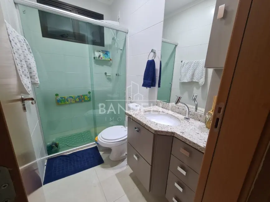 Foto 7 de Apartamento com 2 quartos à venda, 72m2 em Araraquara - SP