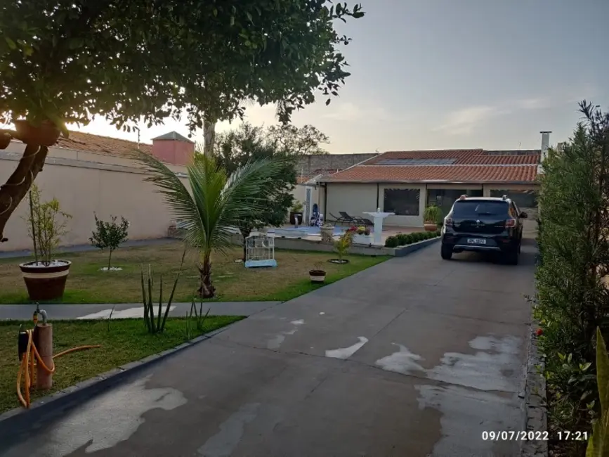 Casa com 2 quartos à venda, 180m2 em Cidade Jardim, Araraquara - SP - imagem 4 Foto 4 de Casa com 2 quartos à venda, 180m2 em Cidade Jardim, Araraquara - SP