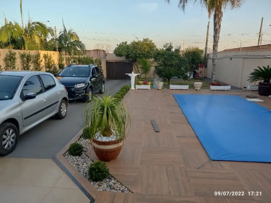 Casa com 2 quartos à venda, 180m2 em Cidade Jardim, Araraquara - SP - imagem 5 Foto 5 de Casa com 2 quartos à venda, 180m2 em Cidade Jardim, Araraquara - SP