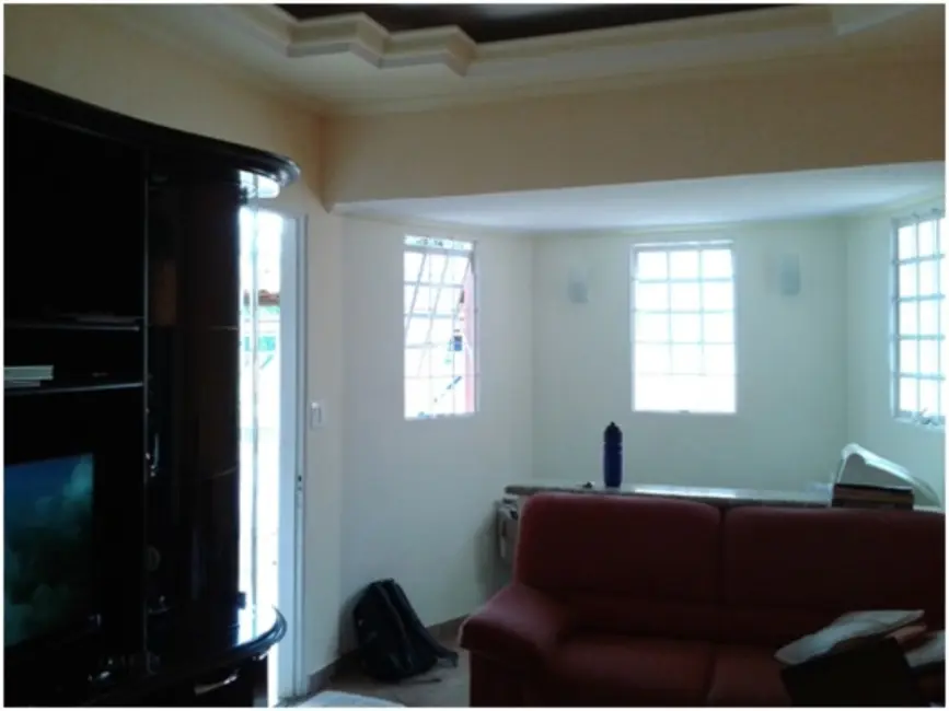 Foto 6 de Casa com 2 quartos à venda, 112m2 em Parque Laranjeiras, Araraquara - SP