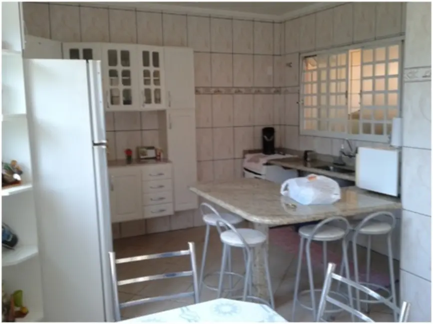 Foto 8 de Casa com 2 quartos à venda, 112m2 em Parque Laranjeiras, Araraquara - SP