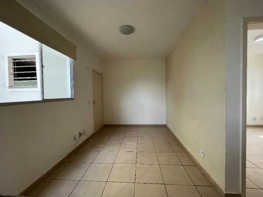 Apartamento com 2 quartos à venda, 50m2 em Parque Laranjeiras, Araraquara - SP - imagem 4 Foto 4 de Apartamento com 2 quartos à venda, 50m2 em Parque Laranjeiras, Araraquara - SP