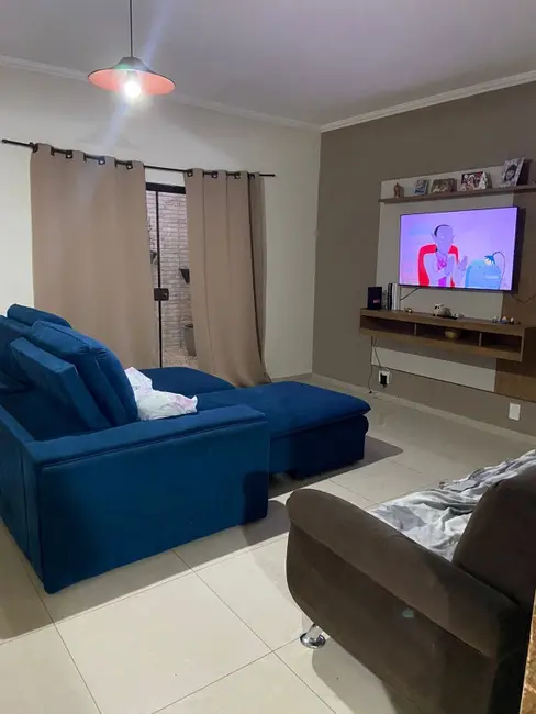 Casa com 3 quartos à venda, 217m2 em Jardim América (Vila Xavier), Araraquara - SP - imagem 5 Foto 5 de Casa com 3 quartos à venda, 217m2 em Jardim América (Vila Xavier), Araraquara - SP