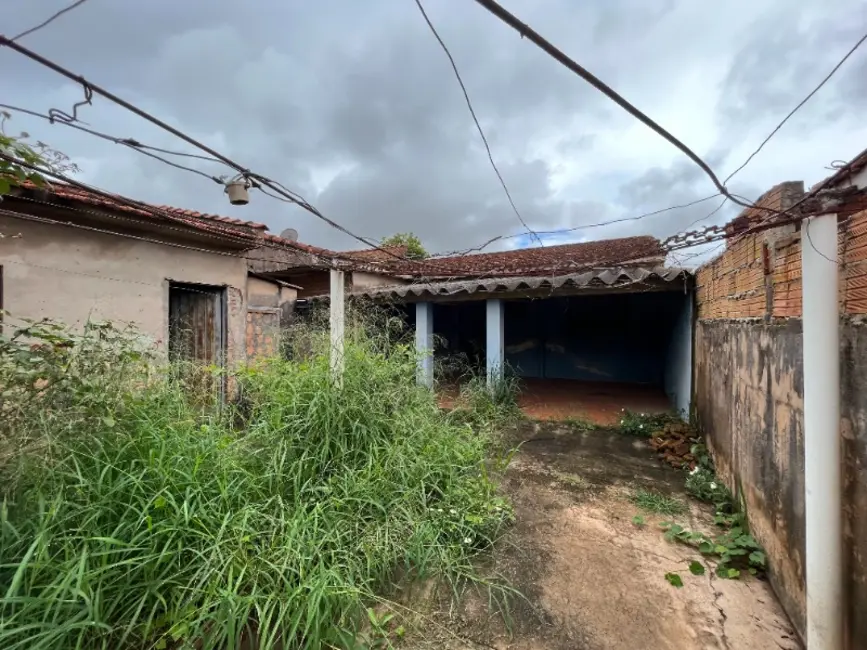 Casa com 4 quartos à venda, 153m2 em Jardim Pinheiros (Vila Xavier), Araraquara - SP - imagem 6 Foto 6 de Casa com 4 quartos à venda, 153m2 em Jardim Pinheiros (Vila Xavier), Araraquara - SP