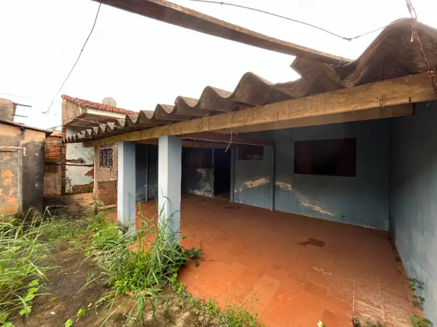 Casa com 4 quartos à venda, 153m2 em Jardim Pinheiros (Vila Xavier), Araraquara - SP - imagem 9 Foto 9 de Casa com 4 quartos à venda, 153m2 em Jardim Pinheiros (Vila Xavier), Araraquara - SP