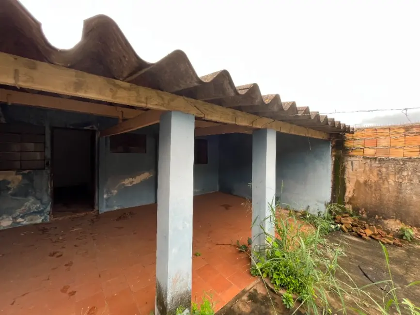 Casa com 4 quartos à venda, 153m2 em Jardim Pinheiros (Vila Xavier), Araraquara - SP - imagem 7 Foto 7 de Casa com 4 quartos à venda, 153m2 em Jardim Pinheiros (Vila Xavier), Araraquara - SP